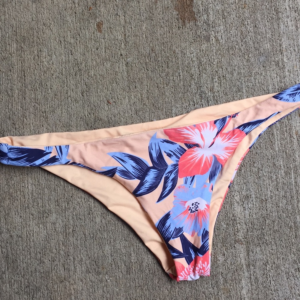 Rip curl reversible bikini bottom